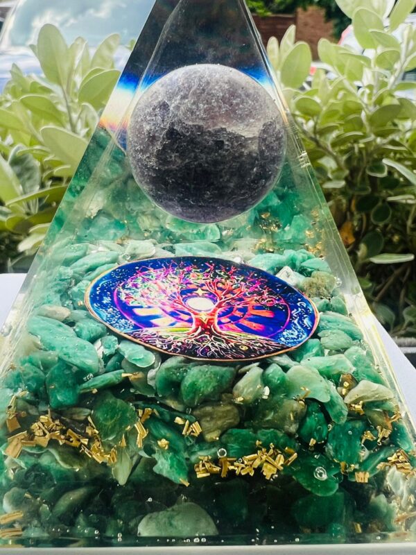 Green Jade & Amethyst Pyramid