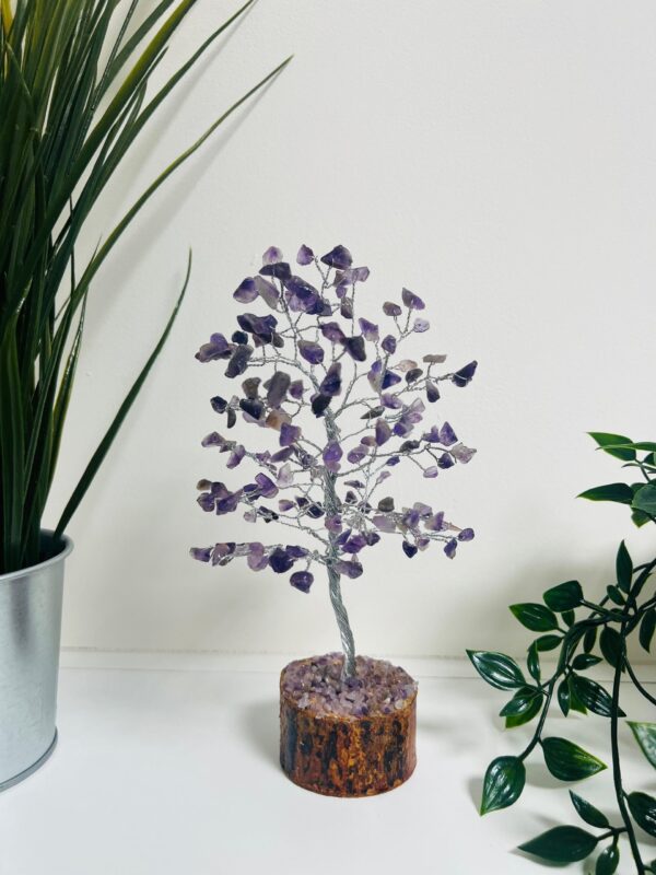 Amethyst crystal Tree 160 crystals