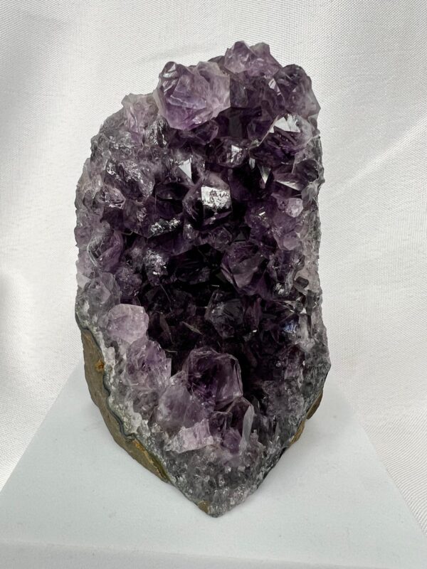 Large Natural Amethyst Geode From Brazil 0.670 Kg