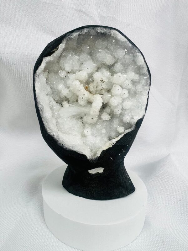 White Apophyllite Geode, Druzy Apophylite , Zeolite Geode - Image 2