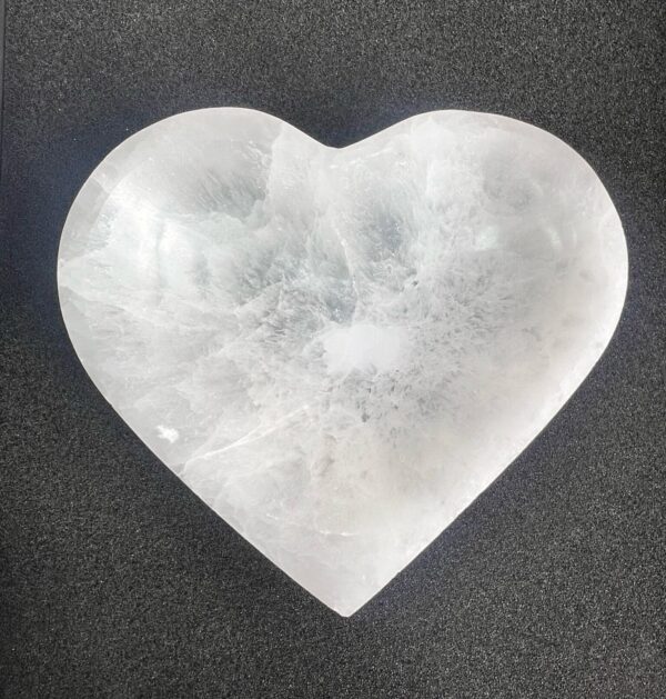 Selenite Cleansing Heart Bowl 12.5 cm