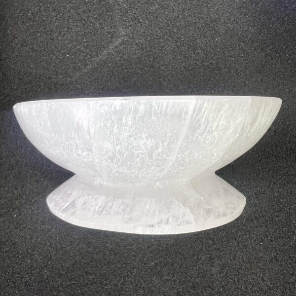 Selenite Cleansing Round Bowl 10 cm