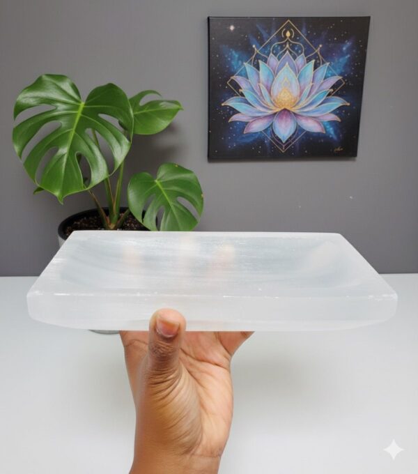 Large selenite rectangular tray 7.5''