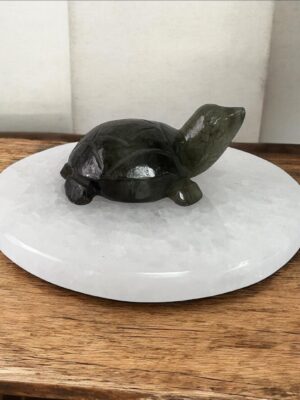 Labradorite Turtle Figurine – Hand-Carved Healing Crystal Stone for Protection, Energy, Luck & Home Decor (40 -50g, 5.5cm)