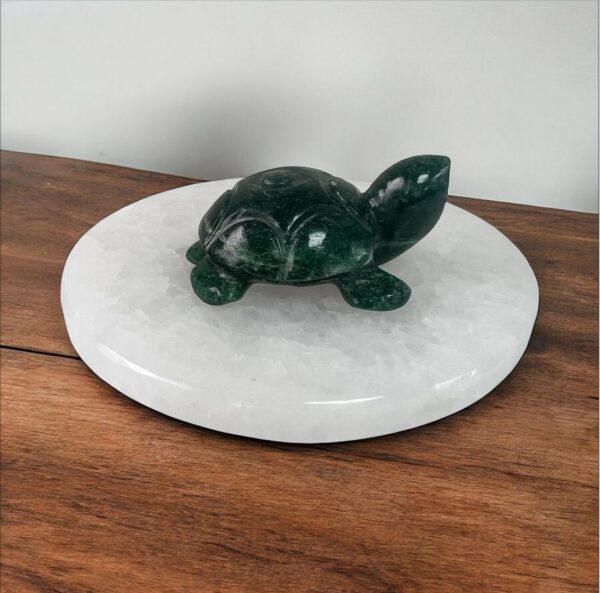 Green Jade Turtle Figurine – Hand-Carved Healing Crystal Stone for Prosperity, Protection, Luck & Home Decor (50-60g, 6cm)
